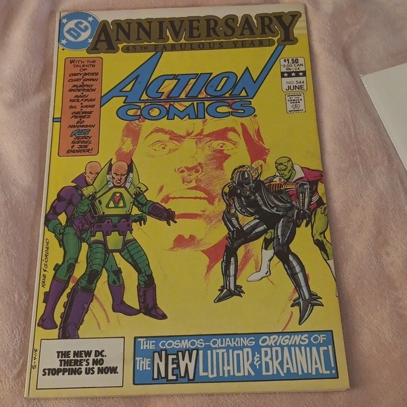 DC comics 1982 Action Comics #544 45th anniversary - Picture 4 of 4
